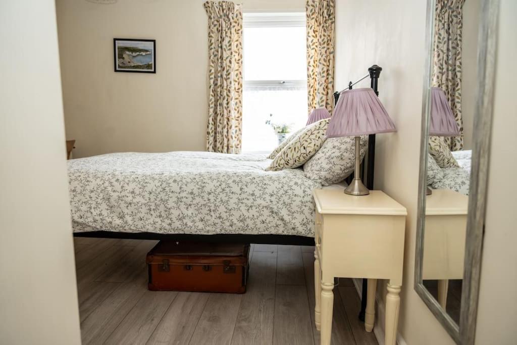 Spacious Charming Cottage Near Lake And Sea Hornsea Ngoại thất bức ảnh