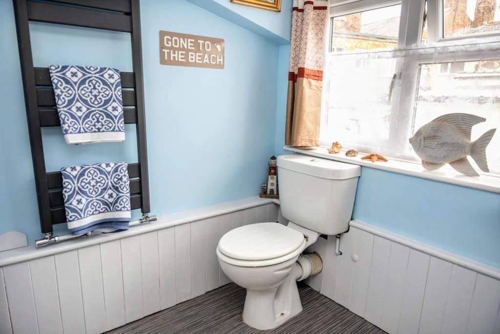 Spacious Charming Cottage Near Lake And Sea Hornsea Ngoại thất bức ảnh